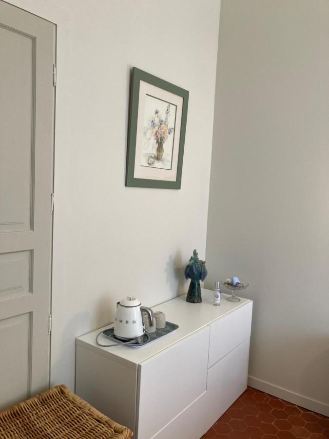 La Des Amandiers Bed & Breakfast Hyeres